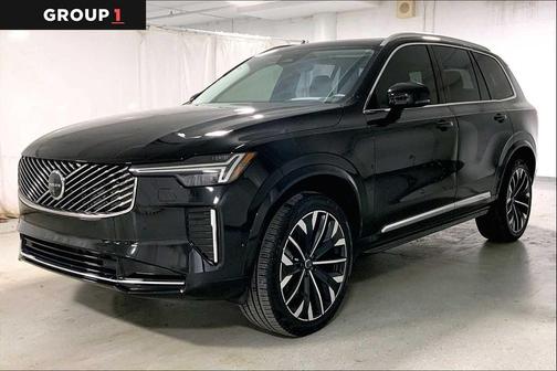 Onyx Black Metallic 2025 Volvo XC90 B6 Ultra
