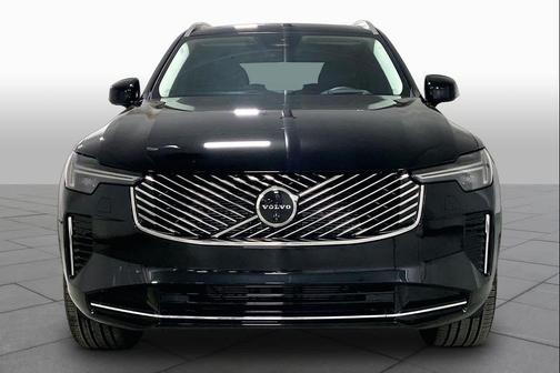 Onyx Black Metallic 2025 Volvo XC90 B6 Ultra