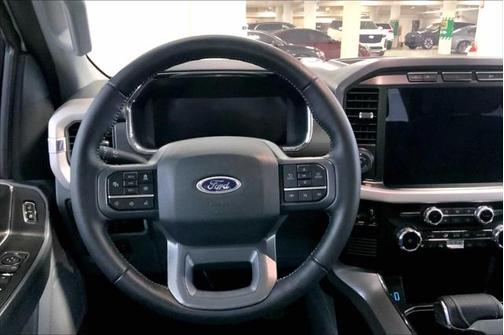2023 Ford F-150 Lightning XLT