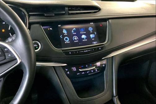 2018 Cadillac XT5 Premium Luxury