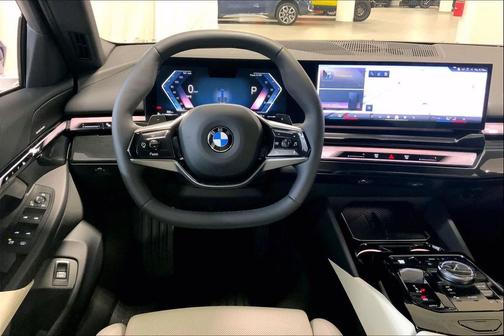 2025 BMW 540 xDrive