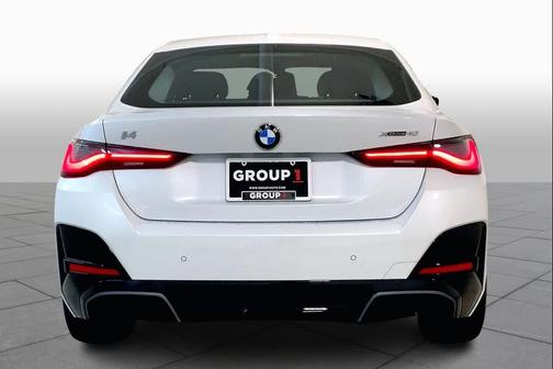 Mineral White Metallic 2026 BMW i4 Gran Coupe xDrive40