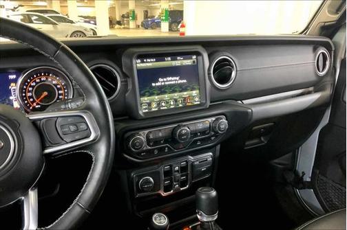 2022 Jeep Gladiator Overland