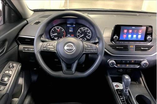2023 Nissan Altima S FWD