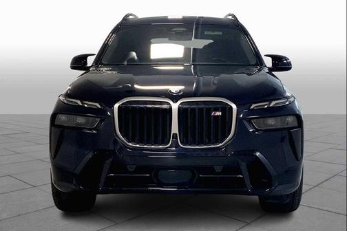 2023 BMW X7 M60i