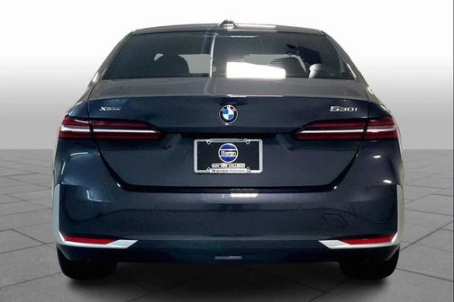 Gray 2026 BMW 530 i xDrive