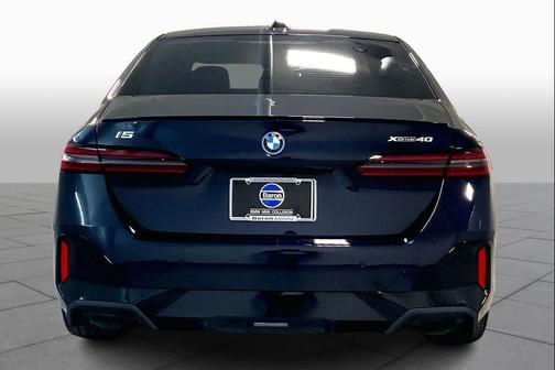 2026 BMW i5 xDrive40