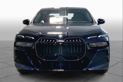 2025 BMW 760 xDrive