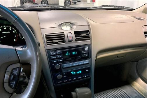 2001 INFINITI I30 Luxury