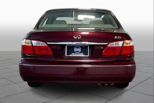 2001 INFINITI I30 Luxury
