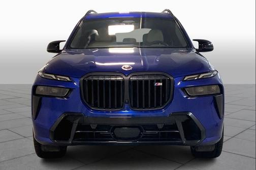 2023 BMW X7 M60i