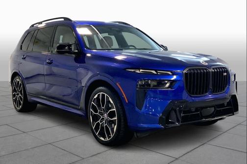 2023 BMW X7 M60i