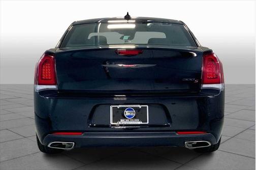 2023 Chrysler 300 S