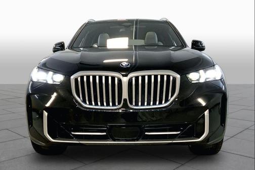 Black Sapphire Metallic 2026 BMW X5 PHEV xDrive50e