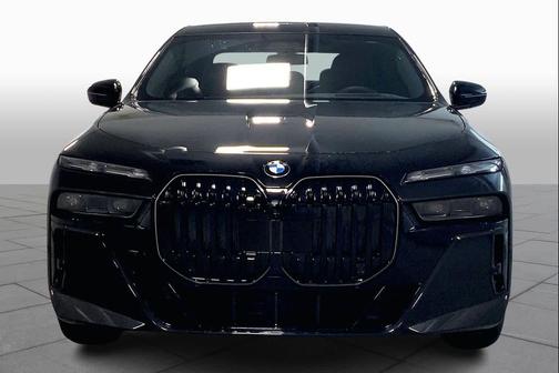 Black Sapphire Metallic 2026 BMW 760 xDrive