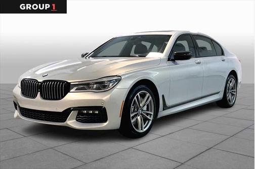 2017 BMW 750 i xDrive