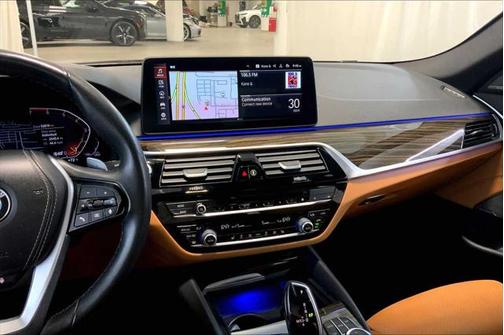 2022 BMW 530 i xDrive
