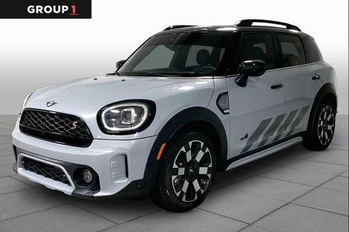 Momentum Grey 2023 MINI Countryman Cooper S ALL4