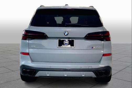 2024 BMW X5 M60i