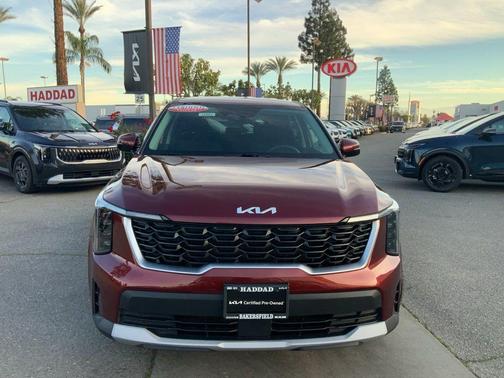 2025 Kia Sorento LX