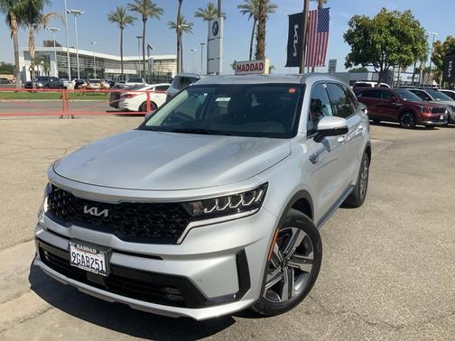 2023 Kia Sorento Hybrid EX