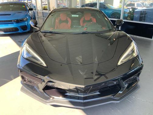 2025 Chevrolet Corvette Stingray w/2LT