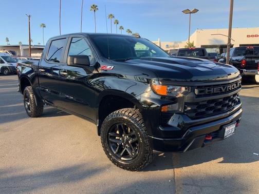 2022 Chevrolet Silverado 1500 Custom Trail Boss