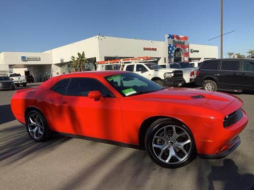 2015 Dodge Challenger SXT