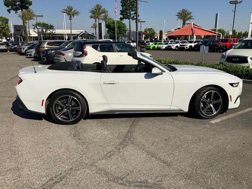 Oxford White 2024 Ford Mustang EcoBoost Premium