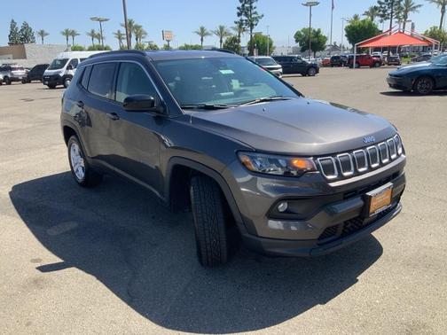 2022 Jeep Compass Latitude