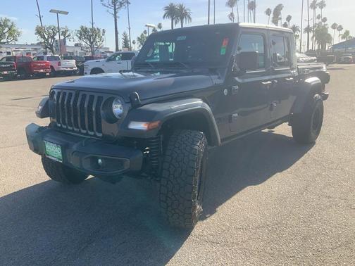 Granite Crystal Clearcoat Metallic 2020 Jeep Gladiator Sport
