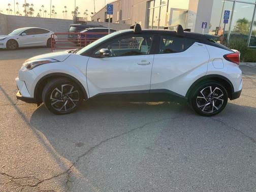 2019 Toyota C-HR XLE