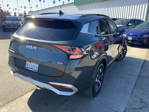 2024 Kia Sportage Hybrid EX