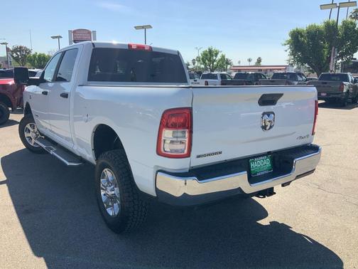 Bright White Clearcoat 2024 RAM 2500 Big Horn