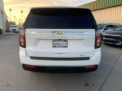 2021 Chevrolet Suburban LT
