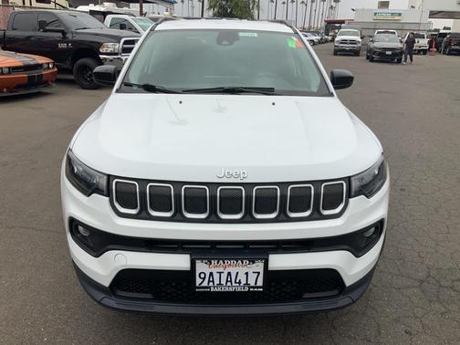 2022 Jeep Compass Latitude Lux