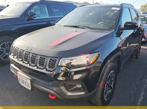 Diamond Black 2024 Jeep Compass Trailhawk