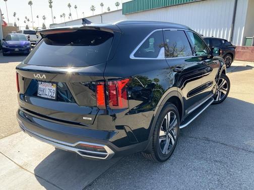 2023 Kia Sorento Hybrid EX