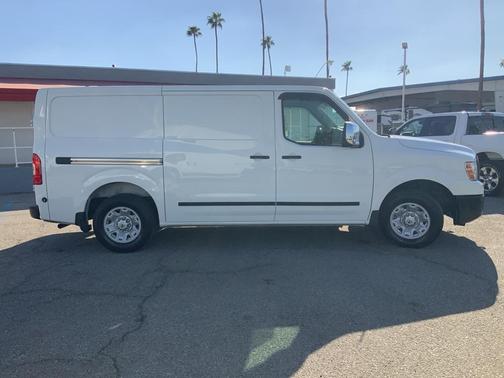 2020 Nissan NV Cargo NV2500 HD SV V6/SV V8