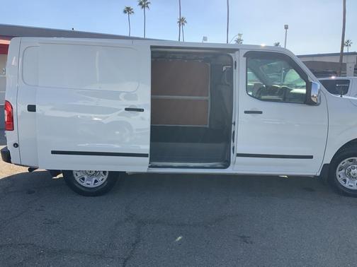 2020 Nissan NV Cargo NV2500 HD SV V6/SV V8
