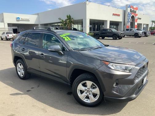 2021 Toyota RAV4 XLE