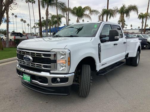 2024 Ford F-350 XLT