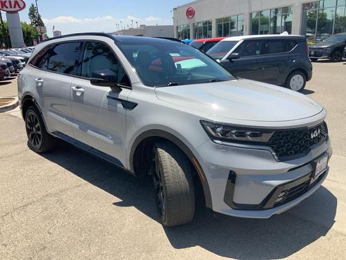 2023 Kia Sorento SX