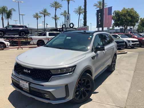 2023 Kia Sorento SX