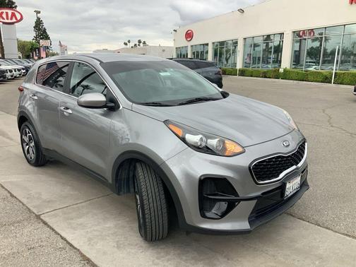 2022 Kia Sportage LX