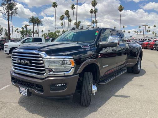 Diamond Black 2024 RAM 3500 Longhorn