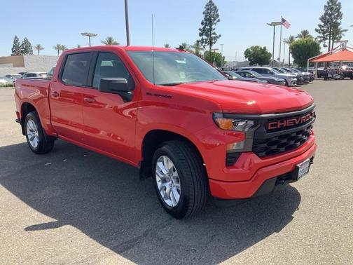 2024 Chevrolet Silverado 1500 Custom