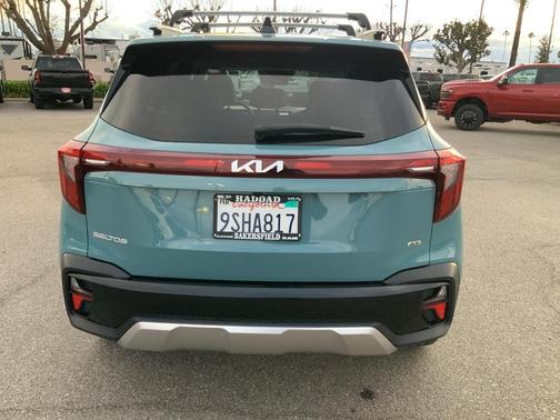 2025 Kia Seltos SX