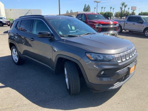 2022 Jeep Compass Latitude