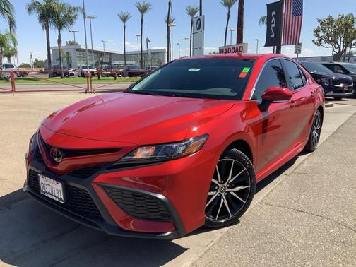 2023 Toyota Camry SE